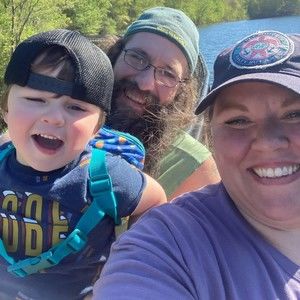 B.B.'s Trinkets and What-Knots